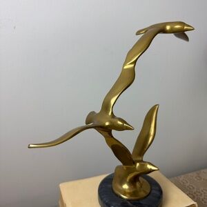 Vintage Brass Seagull Sculpture on Marble Base | MCM Coastal Decor